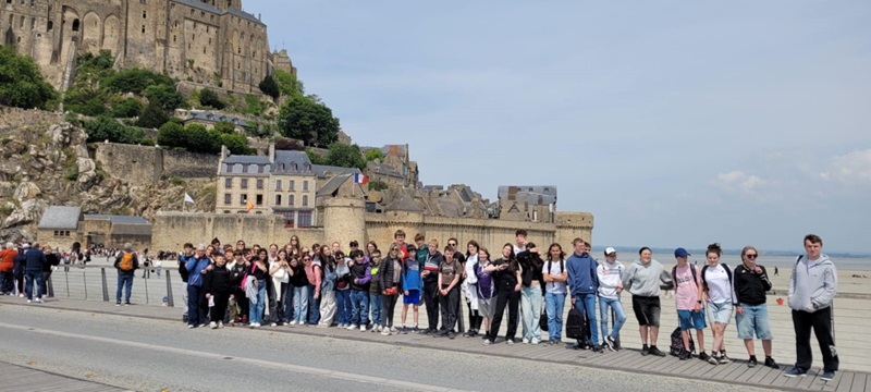 Le mois de l’Europe 2025 groupe au Mont St Michel