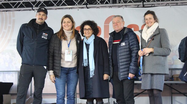 Team cross
