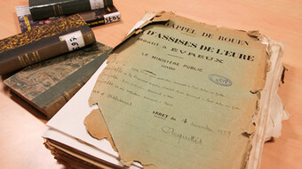 Action « Effets de manches...» - Archives de l'Eure