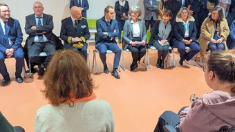 Le Premier ministre Sébastien Lecornu inaugure le nouveau collège Aurélie Aubert à Rugles